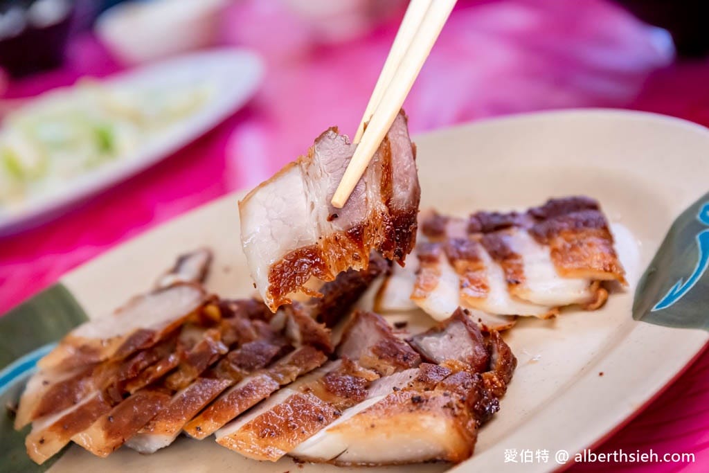 江師傅夢谷鋼桶烤雞店．南投仁愛美食（烤雞超級酥脆香氣很夠，糖醋魚無土味超好吃）