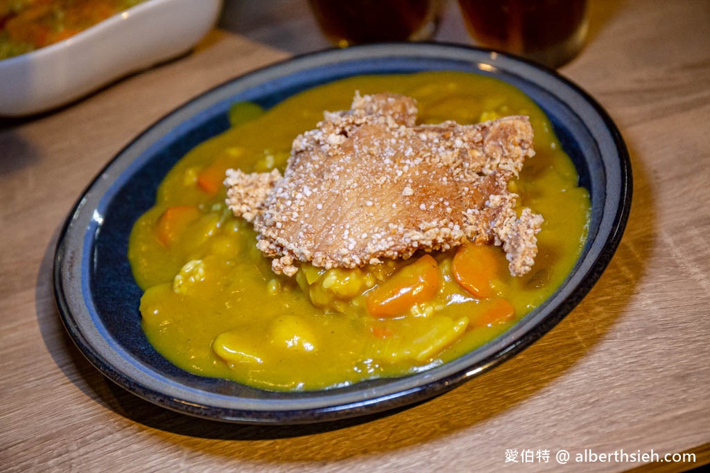 苗栗通霄美食．梁陳吉日（美麗的乾燥花餐廳價格親民餐點美味） @愛伯特