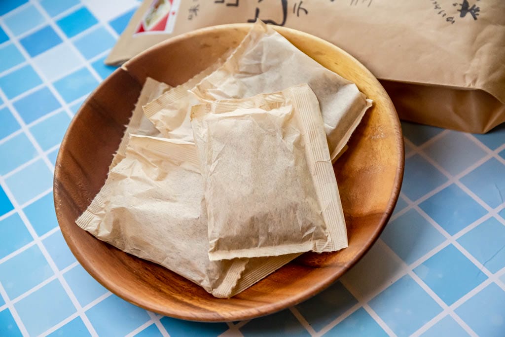 日本麥茶茶包推薦｜零咖啡因清爽甘甜消暑解渴的三款好喝冷泡麥茶