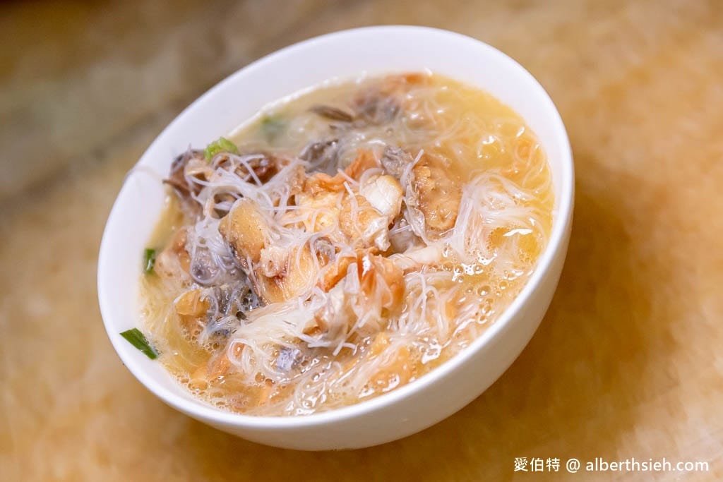 大楊梅鵝莊楊梅創始店：凍力食足冷凍包（鵝湯米苔目、養生紅麴燉肉、鮮魚米粉湯以及梅干扣肉+刈包）