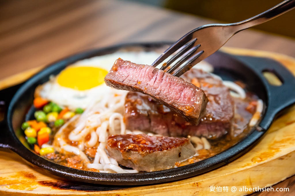 艾佳牛排館．桃園藝文特區美食（270元起牛排以及近70款超爽Buffet隨你吃到飽！） @愛伯特