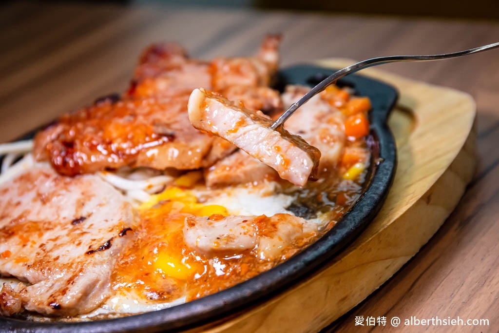 艾佳牛排館．桃園藝文特區美食（270元起牛排以及近70款超爽Buffet隨你吃到飽！） @愛伯特