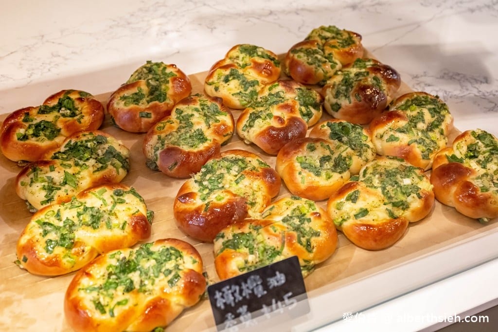 新北林口美食麵包．瑞莎塔烘焙坊（天然酵母製作，帶有香氣以及柔韌的口感）