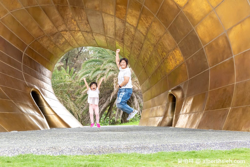 旗津海岸公園．高雄旗津景點（旗津貝殼館、彩虹教堂、旗津海珍珠、雙螺台免費景點超好拍） @愛伯特