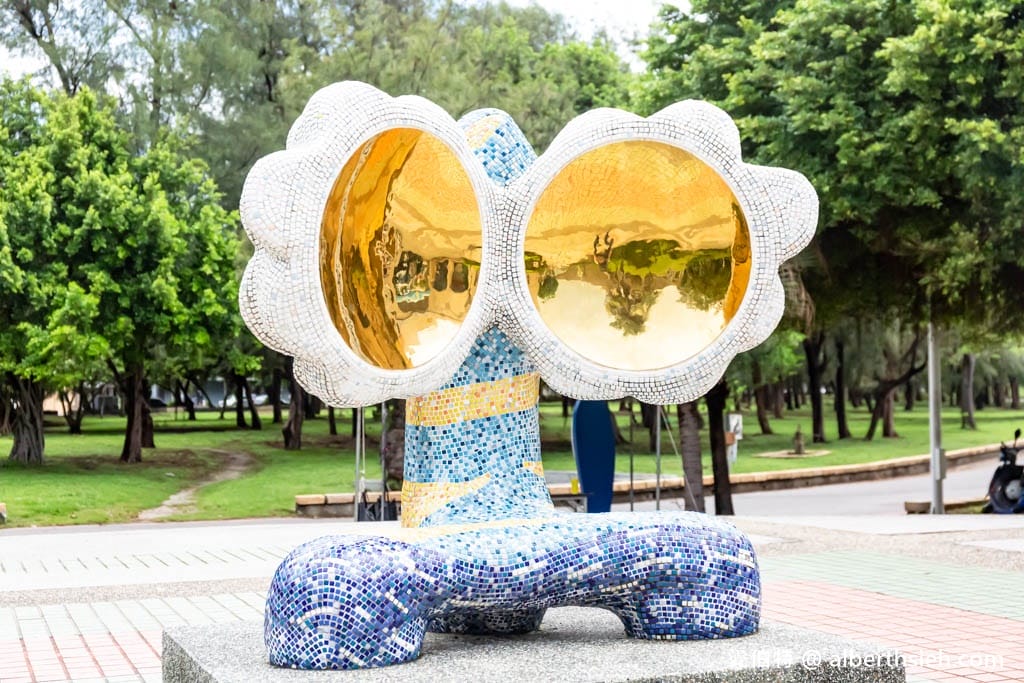 旗津海岸公園.高雄旗津景點(旗津貝殼館、彩虹教堂、旗津海珍珠、雙螺台免費景點超好拍) - 第15張圖 旗津海岸公園.高雄旗津景點(旗津貝殼館、彩虹教堂、旗津海珍珠、雙螺台免費景點超好拍)