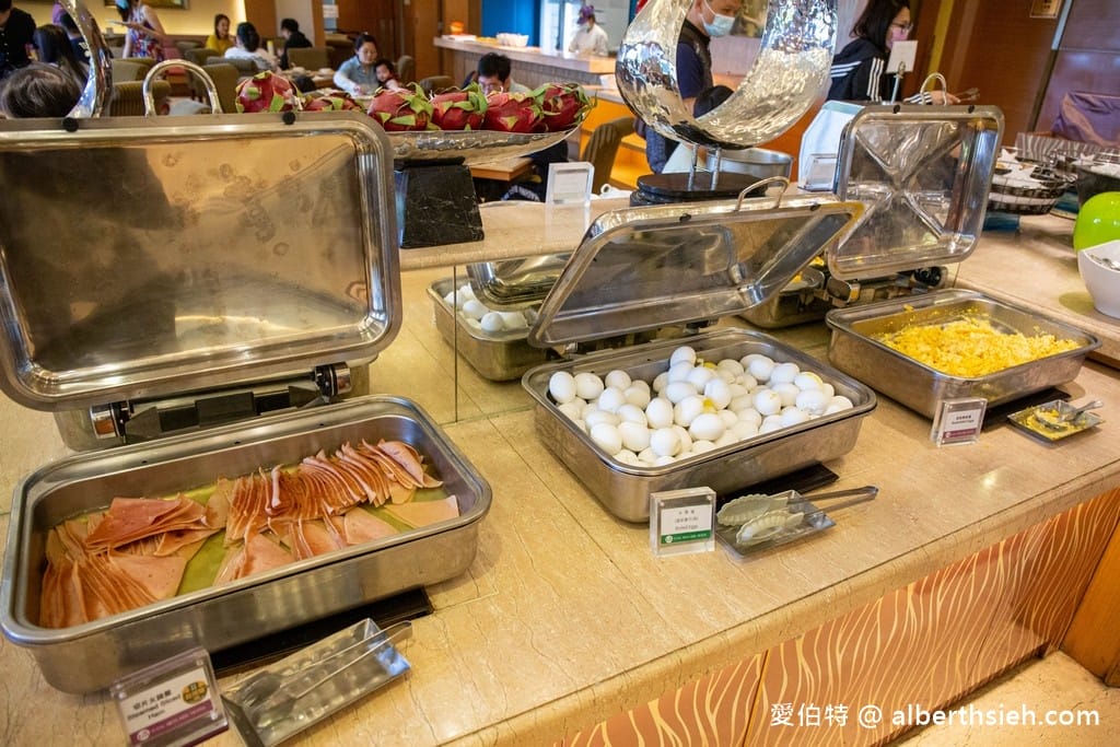 高雄親子飯店．義大天悅飯店四人房（優惠方案，親子室內外遊戲區，逛街購物遊樂園通通有）