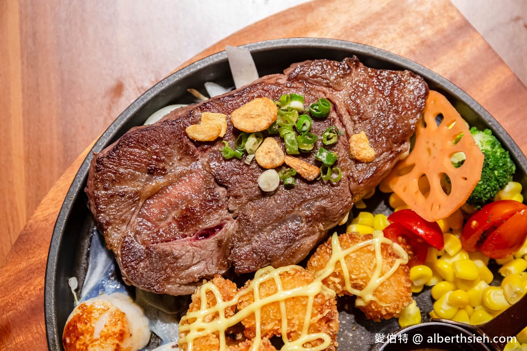 炙り庵STEAK牛排．桃園龜山林口長庚美食（餐點菜單價格，濕式熟成冷藏牛排軟嫩好吃，內用自助吧隨你吃） @愛伯特