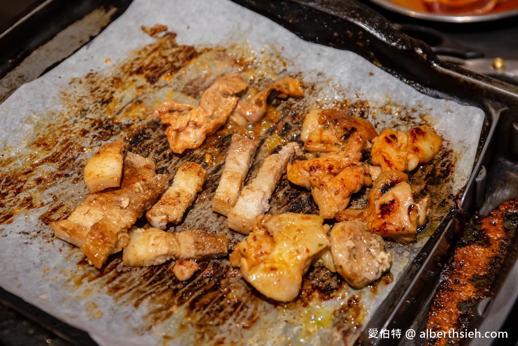 好好吃肉韓式烤肉吃到飽．高雄左營燒肉火鍋吃到飽（359元起肉片，熟食，蔬菜，韓式涼拌小菜隨你吃） @愛伯特