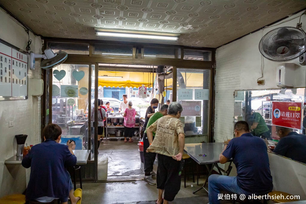 原僑愛市場麵店．桃園大溪介壽路美食（餐點菜單價格，在地40年以上的原橋愛市場麵店） @愛伯特