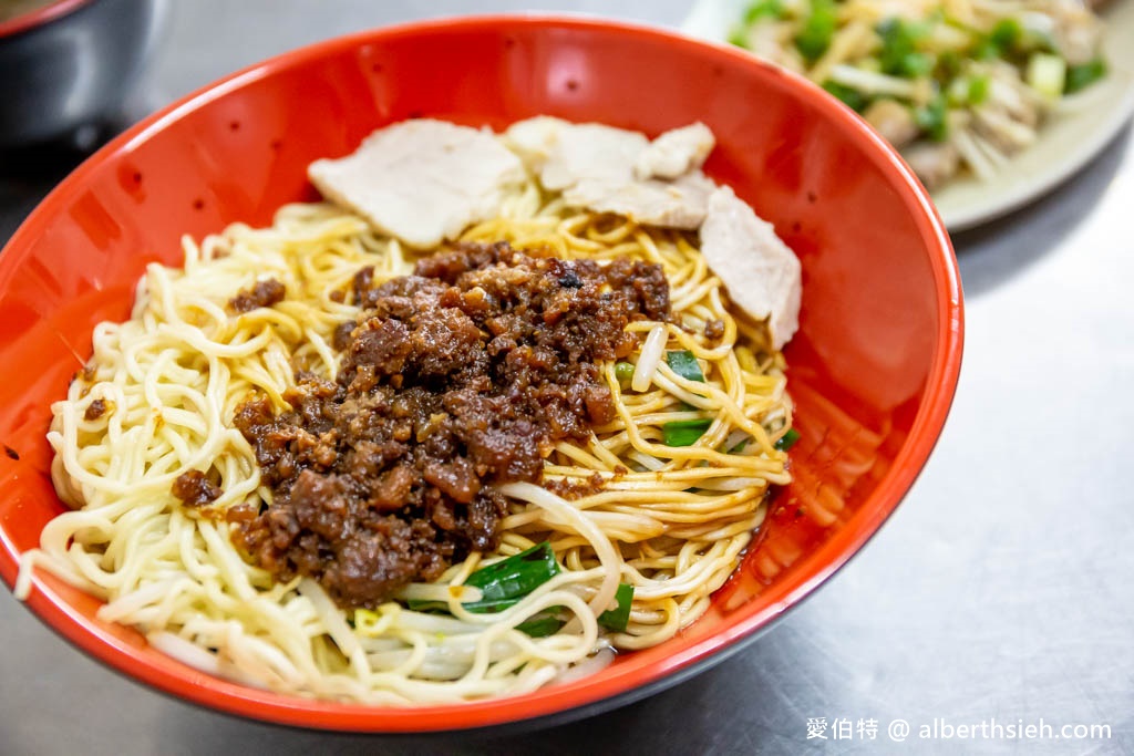 原僑愛市場麵店．桃園大溪介壽路美食（餐點菜單價格，在地40年以上的原橋愛市場麵店） @愛伯特