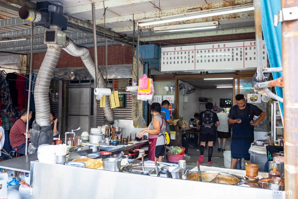 原僑愛市場麵店．桃園大溪介壽路美食（餐點菜單價格，在地40年以上的原橋愛市場麵店） @愛伯特