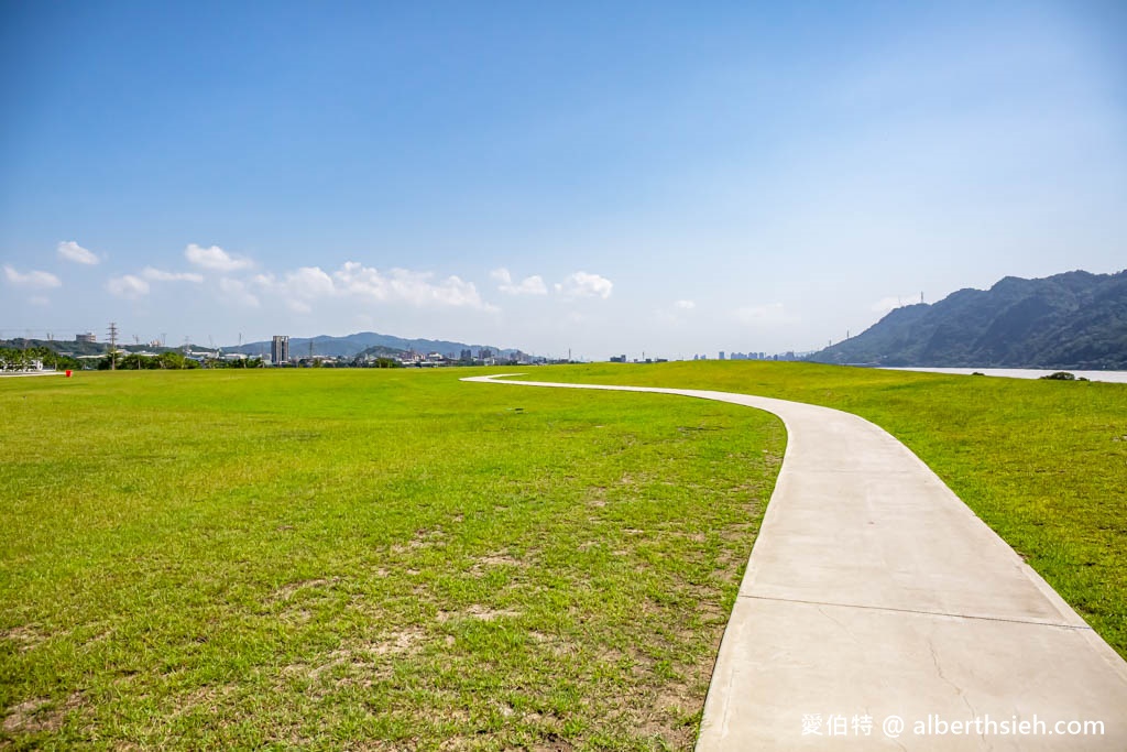 大溪大嵙崁親水園區．桃園免費親子景點（天空之域遊樂場/天空之域風箏草原景觀土丘） @愛伯特