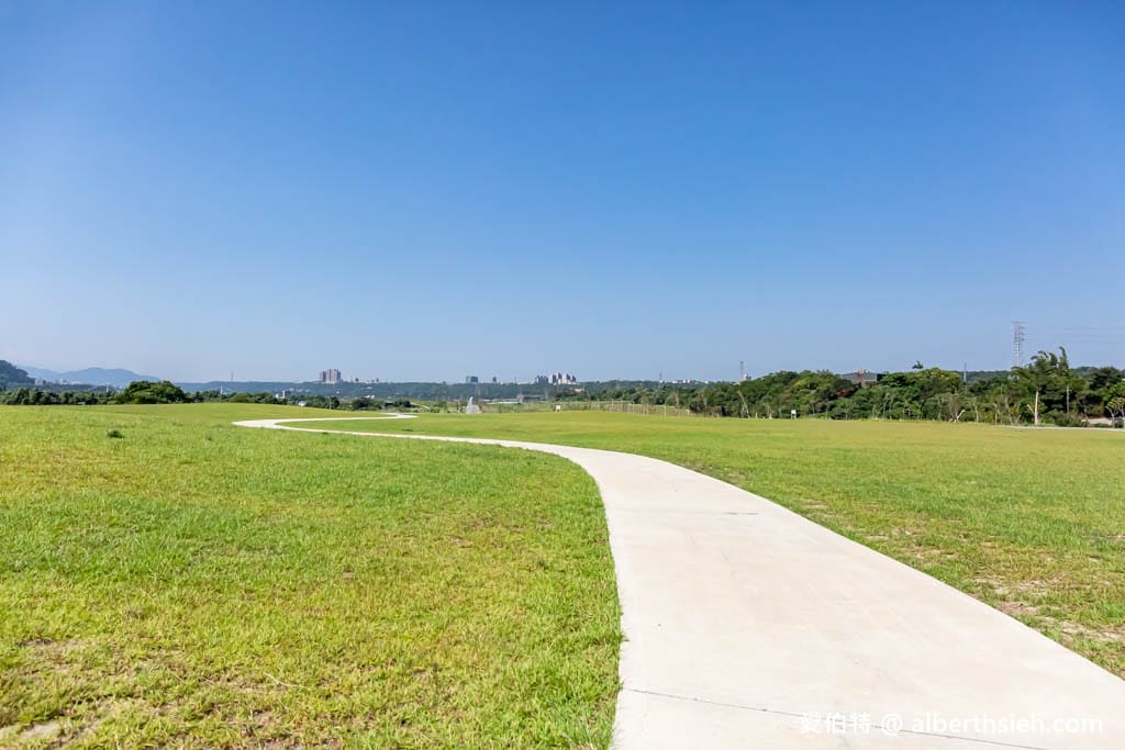 大溪大嵙崁親水園區．桃園免費親子景點（天空之域遊樂場/天空之域風箏草原景觀土丘）