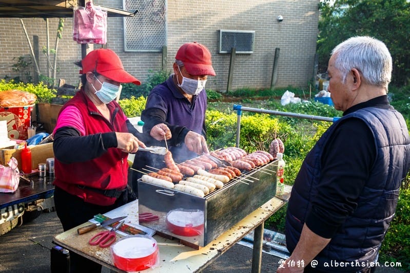 大溪埔頂幸福小站現烤蜜汁香腸．桃園美食（只賣三小時的超人氣爆漿美味香腸）
