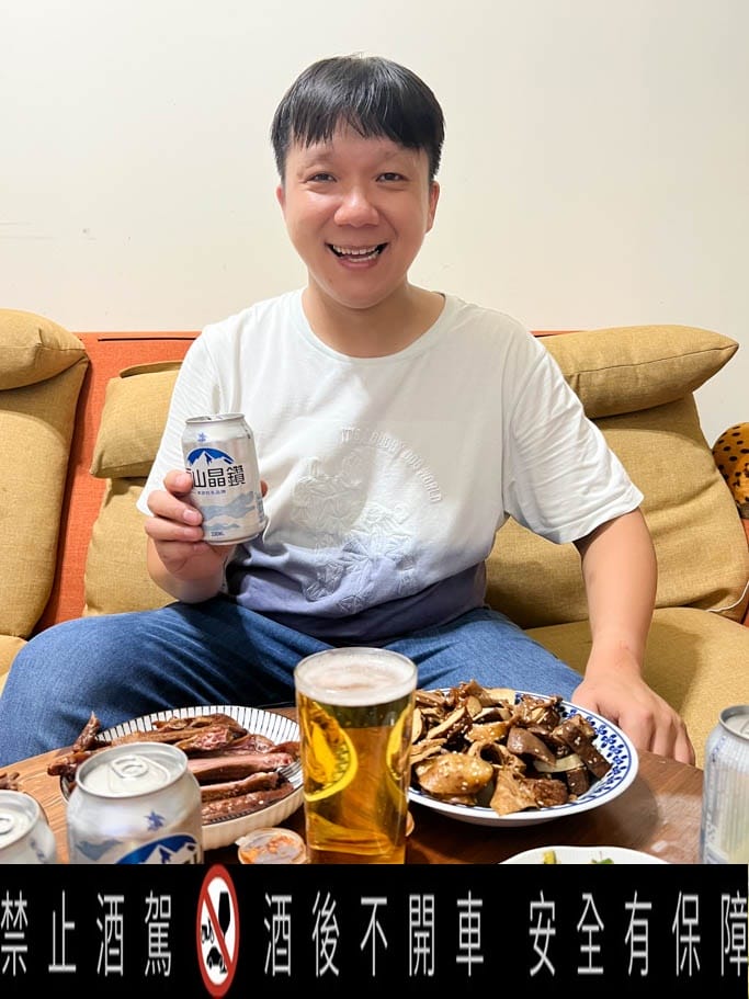 雪山晶鑽啤酒BUSCH PREMIUM(清爽好喝充滿麥香氣,尾韻帶點甜味,喝雪山關係不再隔座山) - 第10張圖 雪山晶鑽啤酒BUSCH PREMIUM(清爽好喝充滿麥香氣,尾韻帶點甜味,喝雪山關係不再隔座山)