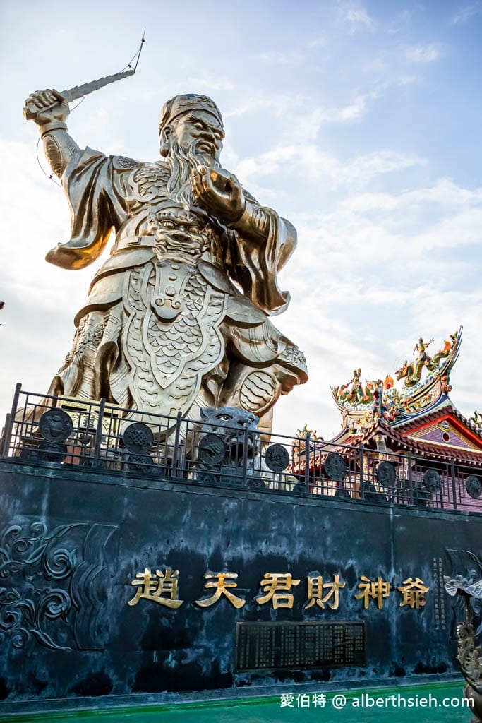 草屯敦和宮｜南投求財必去，全台最高、全世界最大尊銅鑄財神爺