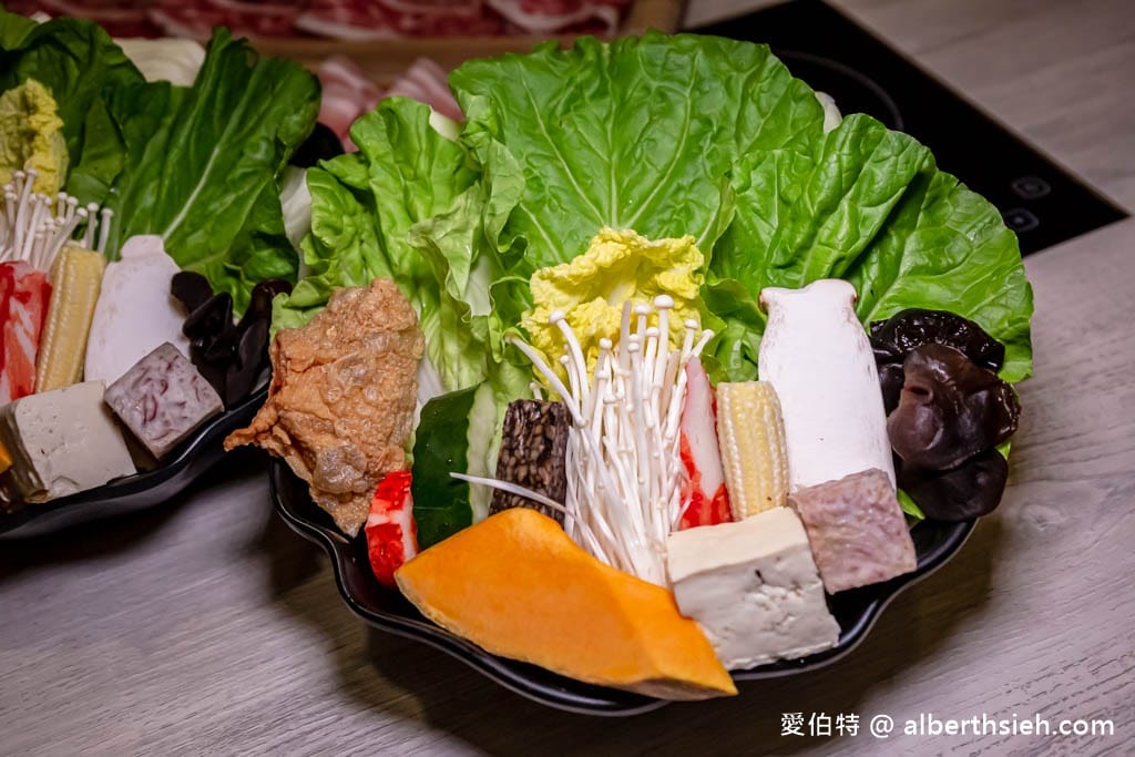 桃園愛買美食推薦．超有肉涮涮屋（309起料多實在，打卡送肉，壽星肉增50%）
