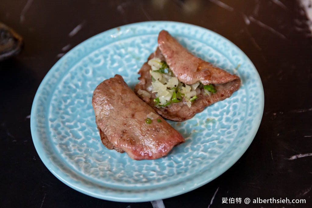 一修尼和牛炭火燒肉．桃園燒肉推薦（堅持精修肉，食材佳還有免費雞湯可以喝，好停車） @愛伯特