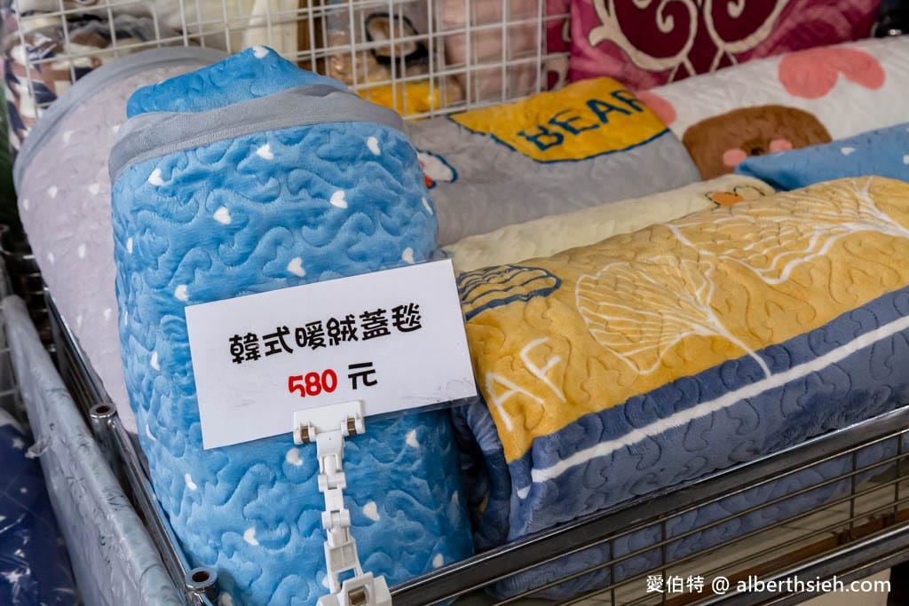 桃園寢具特賣會2023．淳彌精品寢具工廠（防蟎抗菌枕買一送一只要190，石墨烯發熱被，贈兩顆石墨烯枕頭只要990，還有其他都在瘋狂優惠下殺中）
