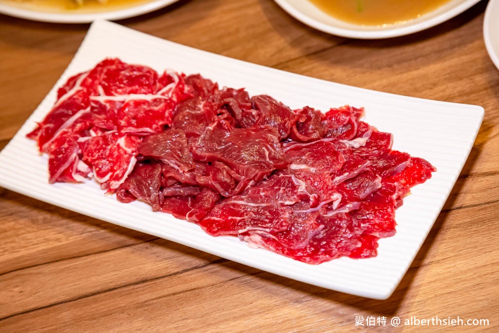 桃園羊肉爐推薦．總裁家溫體鮮羊肉料理（餐點菜單，無羊騷味的國產鮮美溫體羊，清燉湯頭溫潤鮮甜） @愛伯特