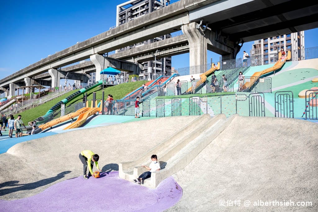 新北大都會公園熊猴森樂園｜三重捷運站親子景點，31座特色溜滑梯
