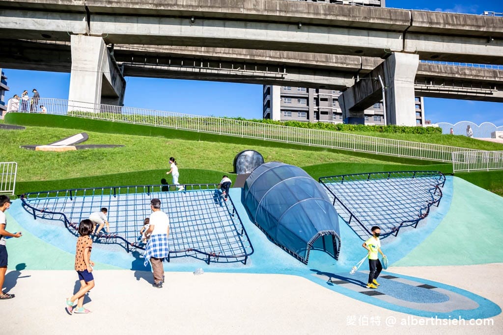 新北大都會公園熊猴森樂園｜三重捷運站親子景點，31座特色溜滑梯
