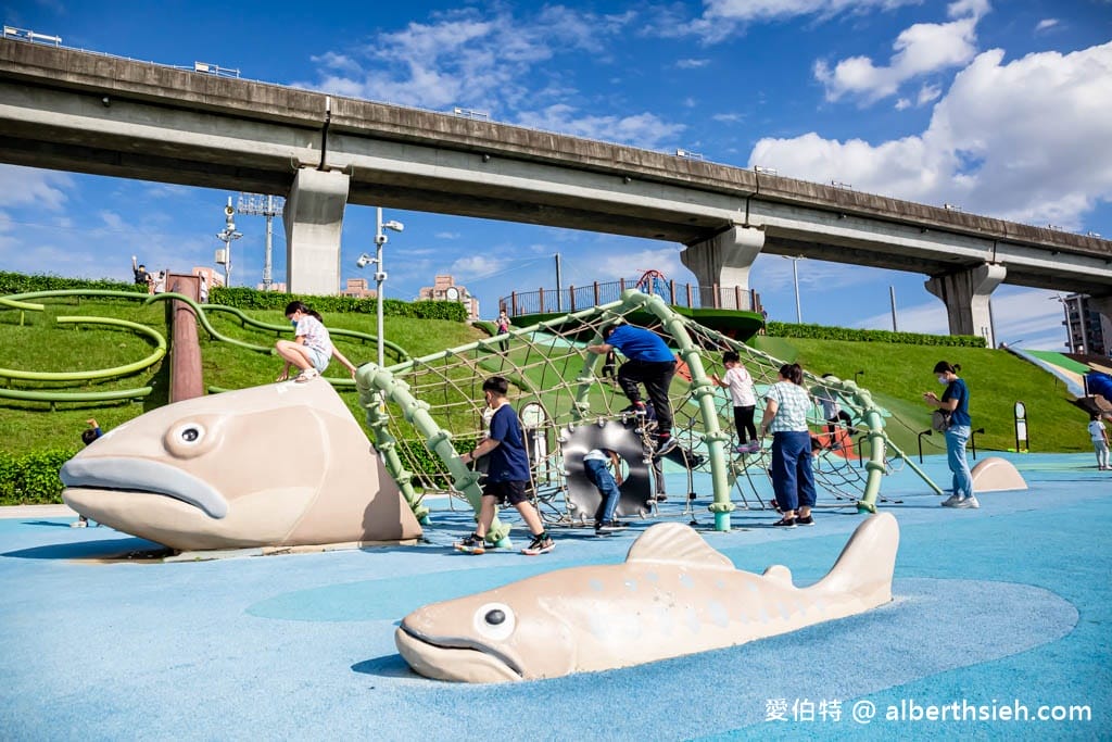 新北大都會公園熊猴森樂園｜三重捷運站親子景點，31座特色溜滑梯