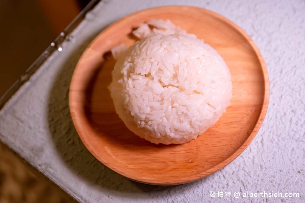 YUM YUM 泰式涼拌燒烤.桃園中壢美食(植物玻璃屋造型,泰料味道很不錯,讓你一秒到泰國) - 第27張圖 YUM YUM 泰式涼拌燒烤.桃園中壢美食(植物玻璃屋造型,泰料味道很不錯,讓你一秒到泰國)