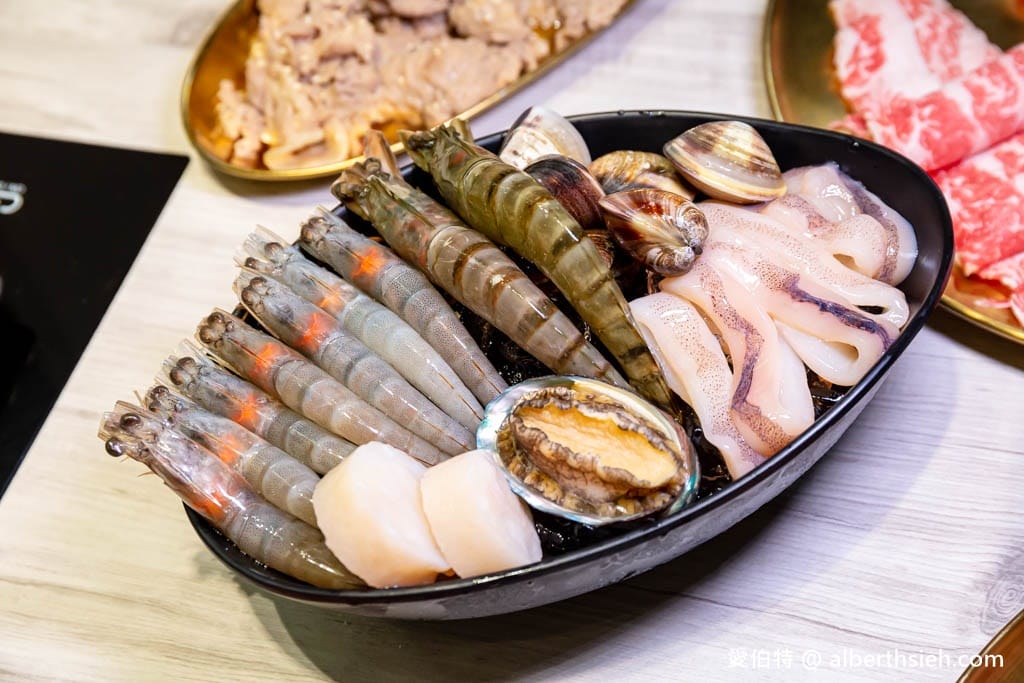 正谷家韓式火鍋．桃園韓式料理推薦（一隻雞火鍋超讚必點，炸雞、鳳尾蝦乾貝煎餅也很推）