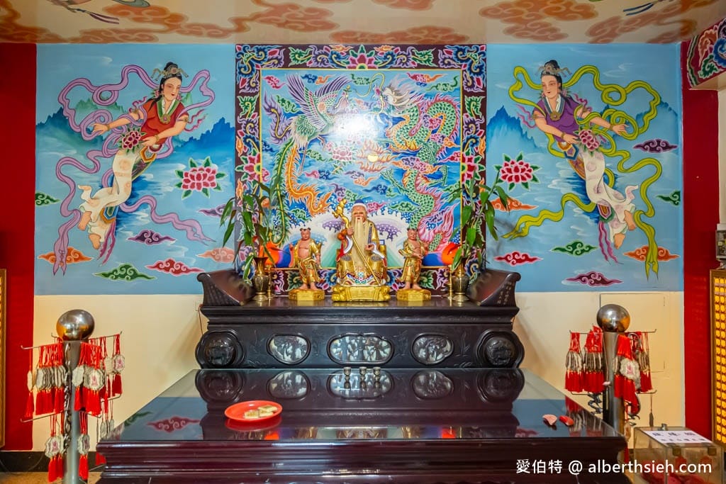 新莊文昌祠.新北文昌帝君廟宇(三級古蹟,瘟祖天尊,祿馬,財神爺,台版鳥居) - 第31張圖 新莊文昌祠.新北文昌帝君廟宇(三級古蹟,瘟祖天尊,祿馬,財神爺,台版鳥居)