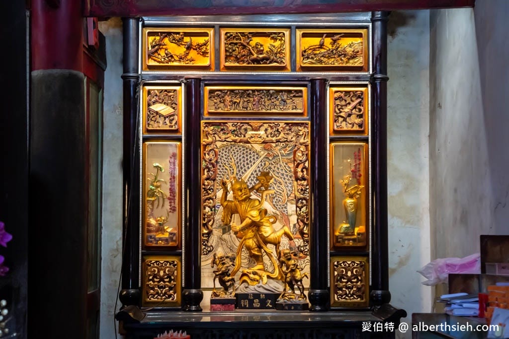 新莊文昌祠.新北文昌帝君廟宇(三級古蹟,瘟祖天尊,祿馬,財神爺,台版鳥居) - 第19張圖 新莊文昌祠.新北文昌帝君廟宇(三級古蹟,瘟祖天尊,祿馬,財神爺,台版鳥居)