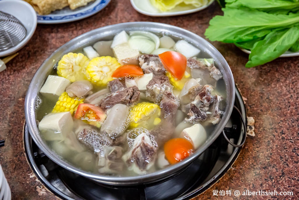 江家羊肉．中壢羊肉爐推薦（沒有羊騷味超難訂位的溫體羊，電話打不通只能現場訂位） @愛伯特