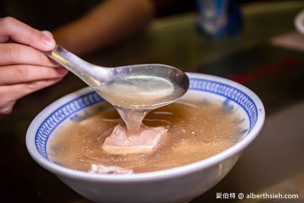 北港老受鴨肉飯｜飄香70年在地人也愛吃的回鄉飯，價錢菜單
