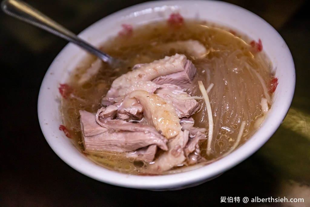 北港老受鴨肉飯｜飄香70年在地人也愛吃的回鄉飯，價錢菜單