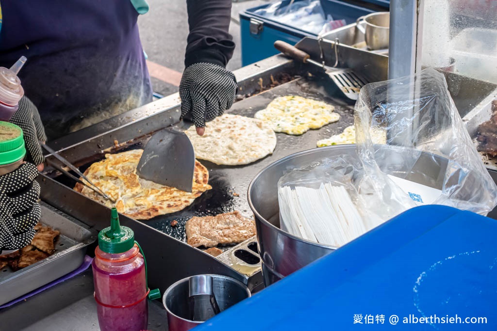 桃園龜山後街早餐推薦|大飽包肉排蛋,份量超大味道夠吃完超滿足 @愛伯特