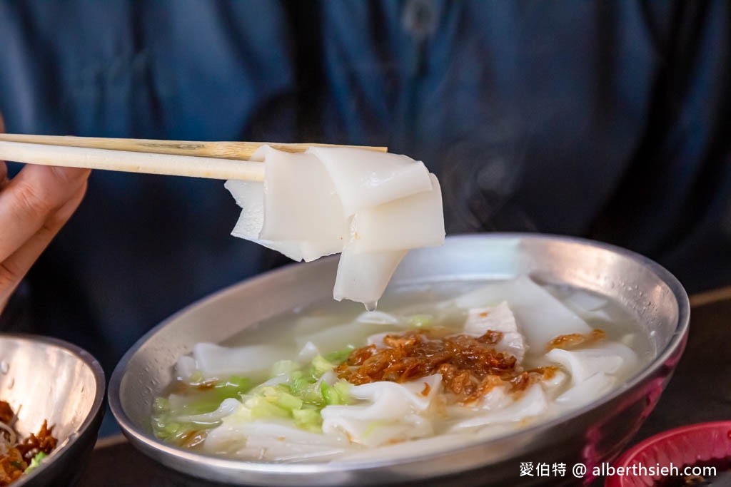 老巷小館．桃園中壢美食推薦（在地80年的客家麵食館，板條鵝肉都好吃） @愛伯特