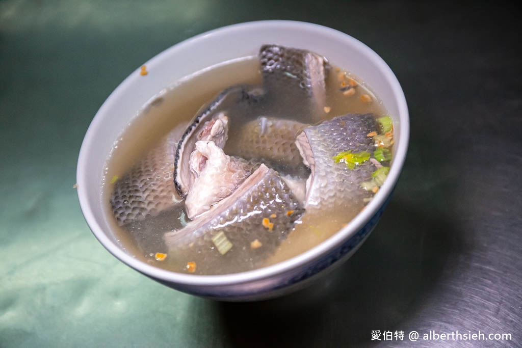 台南安平美食推薦．王氏魚皮（米其林必比登推介，在地人的早餐） @愛伯特