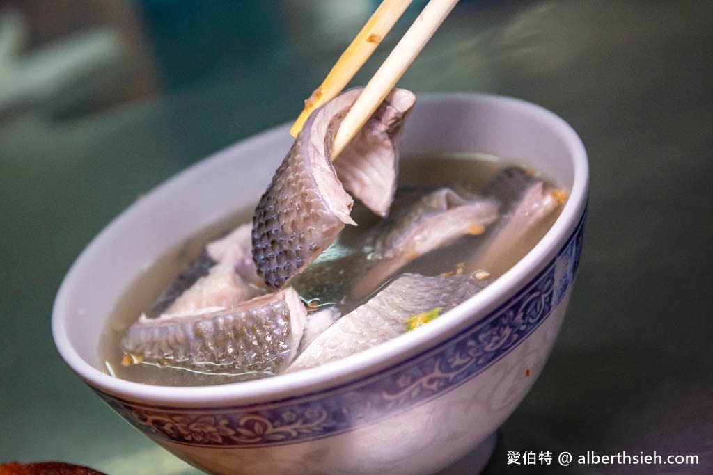 台南安平美食推薦．王氏魚皮（米其林必比登推介，在地人的早餐） @愛伯特