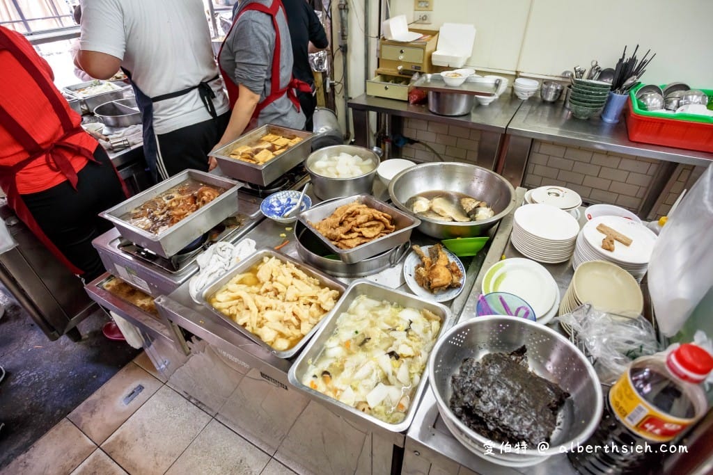 嘉義文化路美食．丸仔榮小吃店（紅糟肉、雞肉飯、魚丸都好吃）