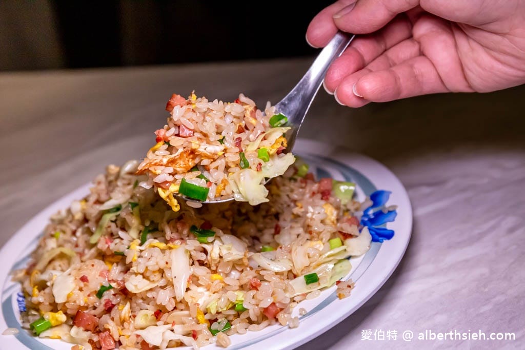 南崁平價熱炒｜桃園蘆竹美食，價錢划算份量足，炒飯有鍋氣好吃