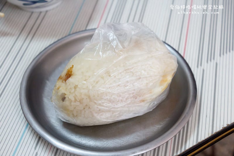 桃鶯路傳統早餐無名蛋餅｜桃園後站美食推薦粉漿蛋餅，外酥脆內軟Q
