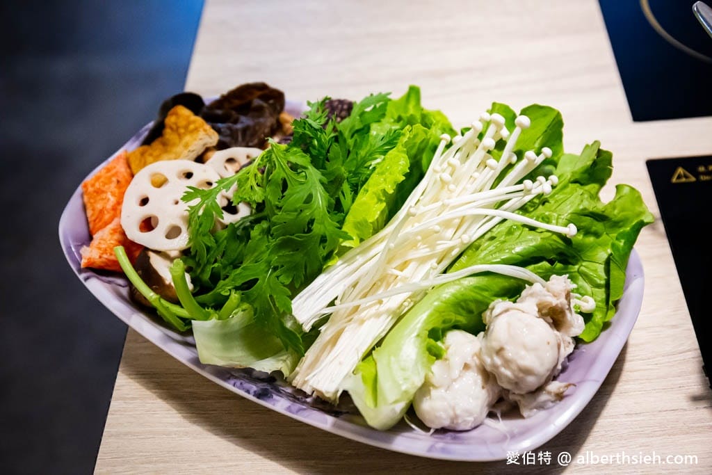 築間幸福鍋物．中壢龍岡火鍋推薦（餐點菜單價位，蔬食自助吧吃到飽）
