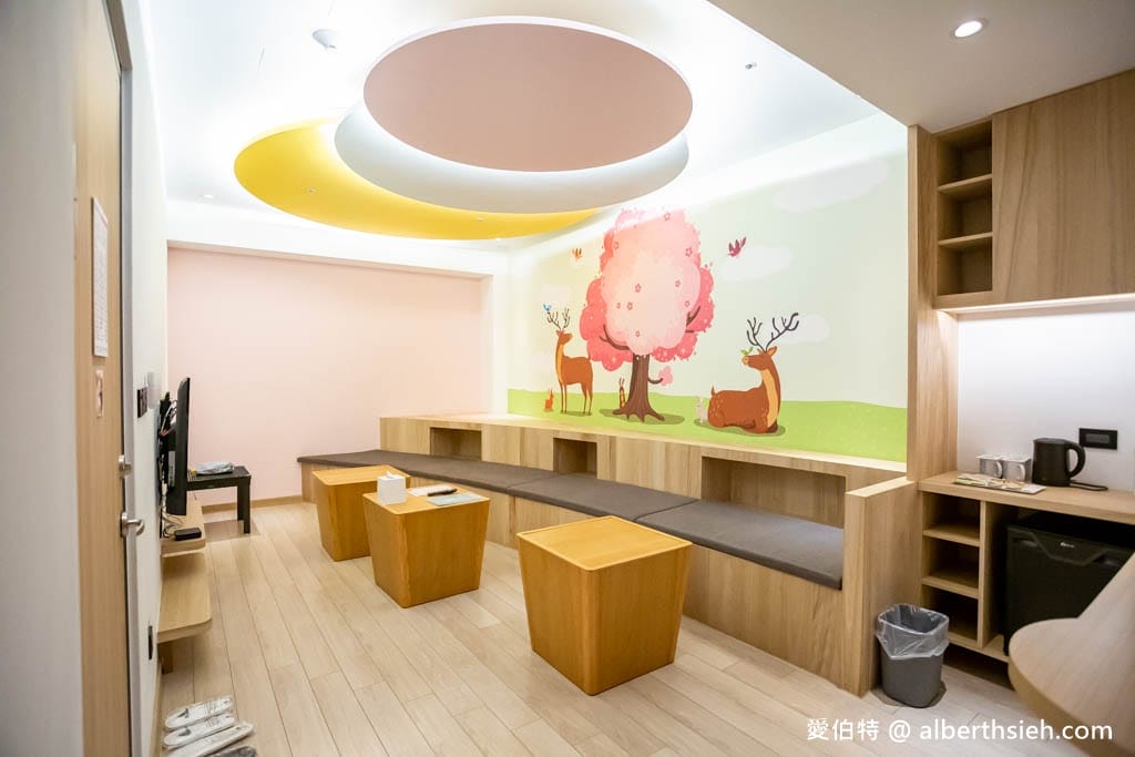 嘉義親子飯店推薦.棒棒積木飯店親子館(電動車隨你開到退房,發光積木隨你玩) - 第20張圖 嘉義親子飯店推薦.棒棒積木飯店親子館(電動車隨你開到退房,發光積木隨你玩)