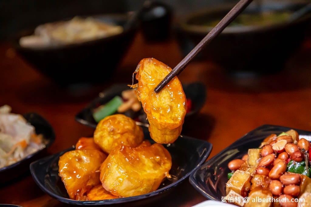 懶得煮客家麵食館文化店．桃園平鎮美食推薦（小菜多到讓你有選擇障礙） @愛伯特