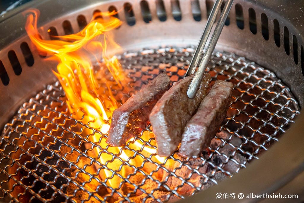 一修尼和牛炭火燒肉|桃園燒肉推薦,堅持精修肉,食材佳還有免費雞湯可以喝,好停車 - 第47張圖 一修尼和牛炭火燒肉|桃園燒肉推薦,堅持精修肉,食材佳還有免費雞湯可以喝,好停車