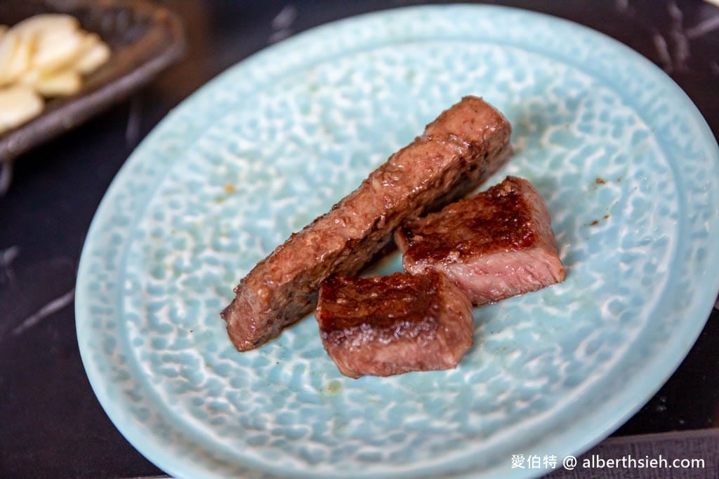 一修尼和牛炭火燒肉|桃園燒肉推薦,堅持精修肉,食材佳還有免費雞湯可以喝,好停車 - 第23張圖 一修尼和牛炭火燒肉|桃園燒肉推薦,堅持精修肉,食材佳還有免費雞湯可以喝,好停車