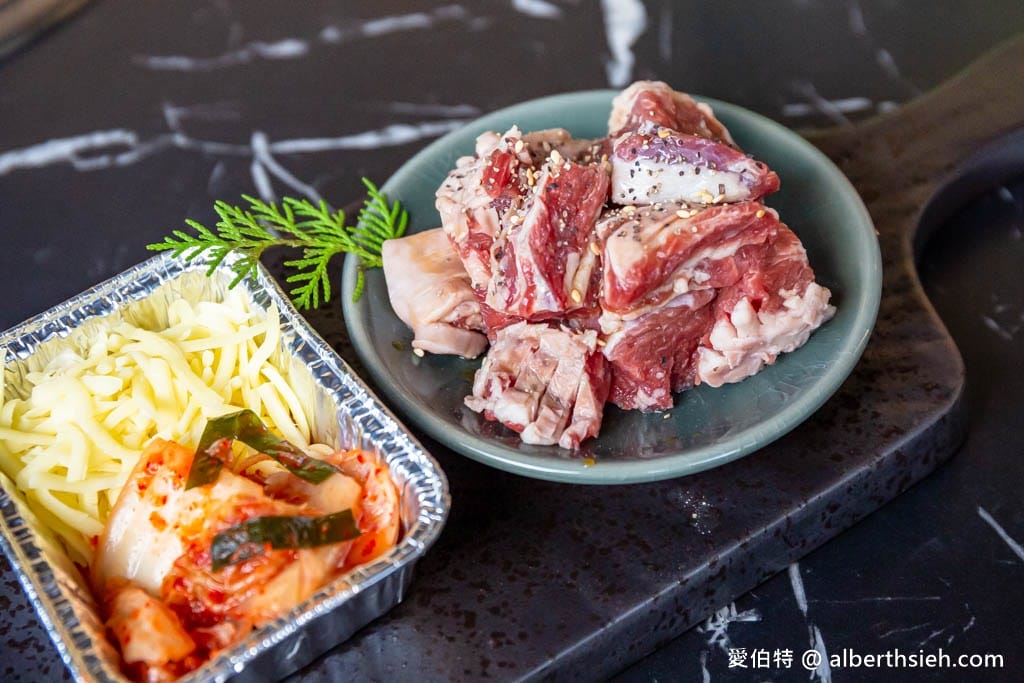 一修尼和牛炭火燒肉|桃園燒肉推薦,堅持精修肉,食材佳還有免費雞湯可以喝,好停車 - 第28張圖 一修尼和牛炭火燒肉|桃園燒肉推薦,堅持精修肉,食材佳還有免費雞湯可以喝,好停車