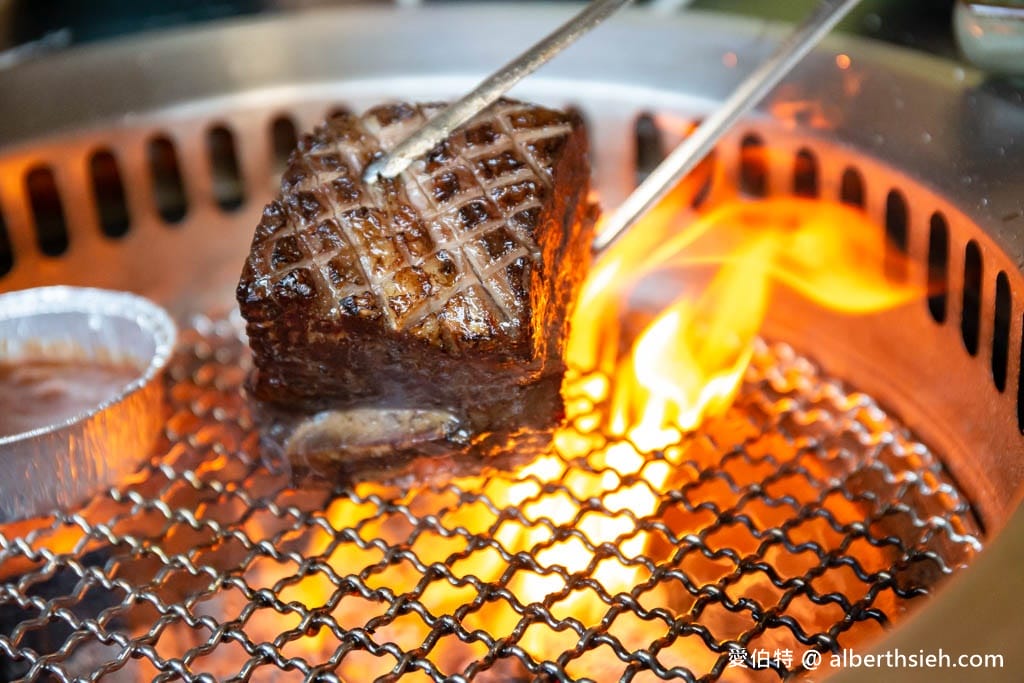一修尼和牛炭火燒肉|桃園燒肉推薦,堅持精修肉,食材佳還有免費雞湯可以喝,好停車 - 第17張圖 一修尼和牛炭火燒肉|桃園燒肉推薦,堅持精修肉,食材佳還有免費雞湯可以喝,好停車