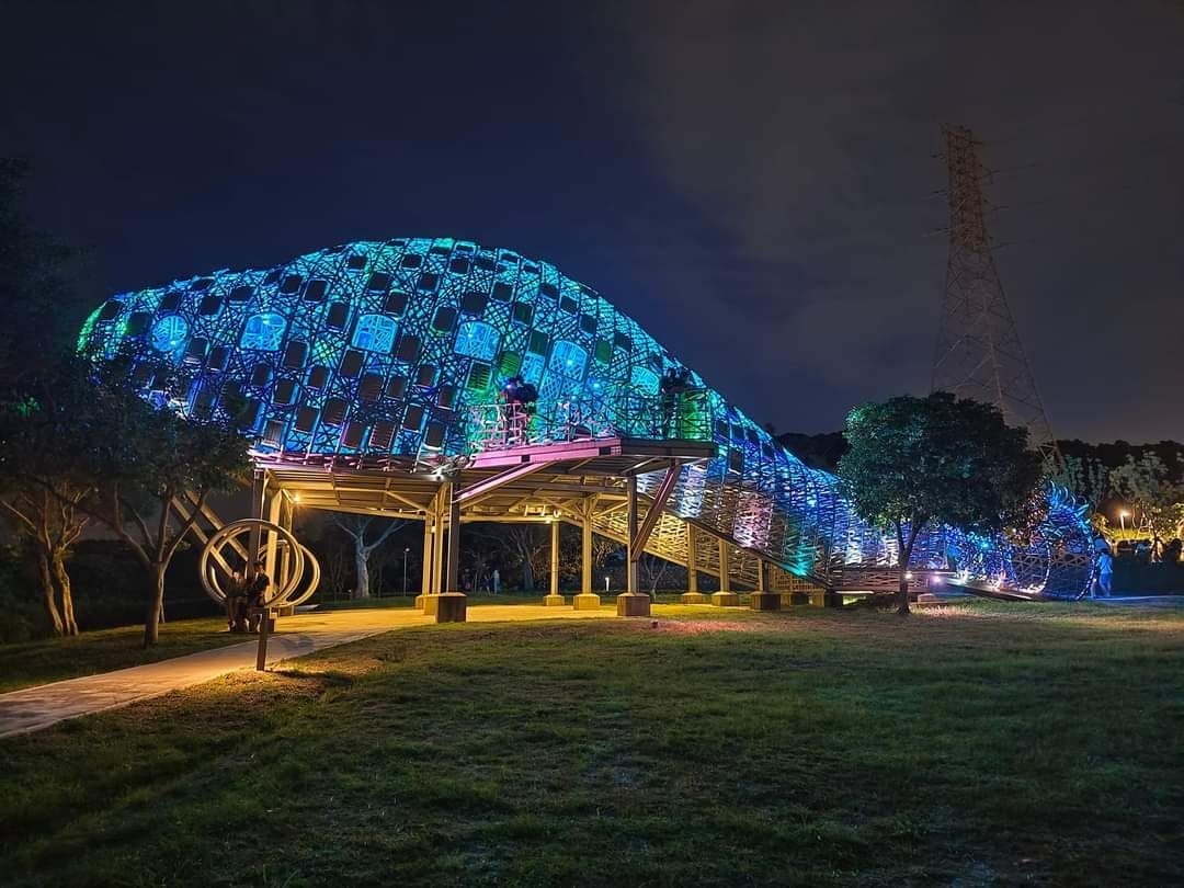 虎頭山環保公園．桃園夜景景點（俯瞰桃園市景，即時影像在家也能看，市區車程僅10分鐘）