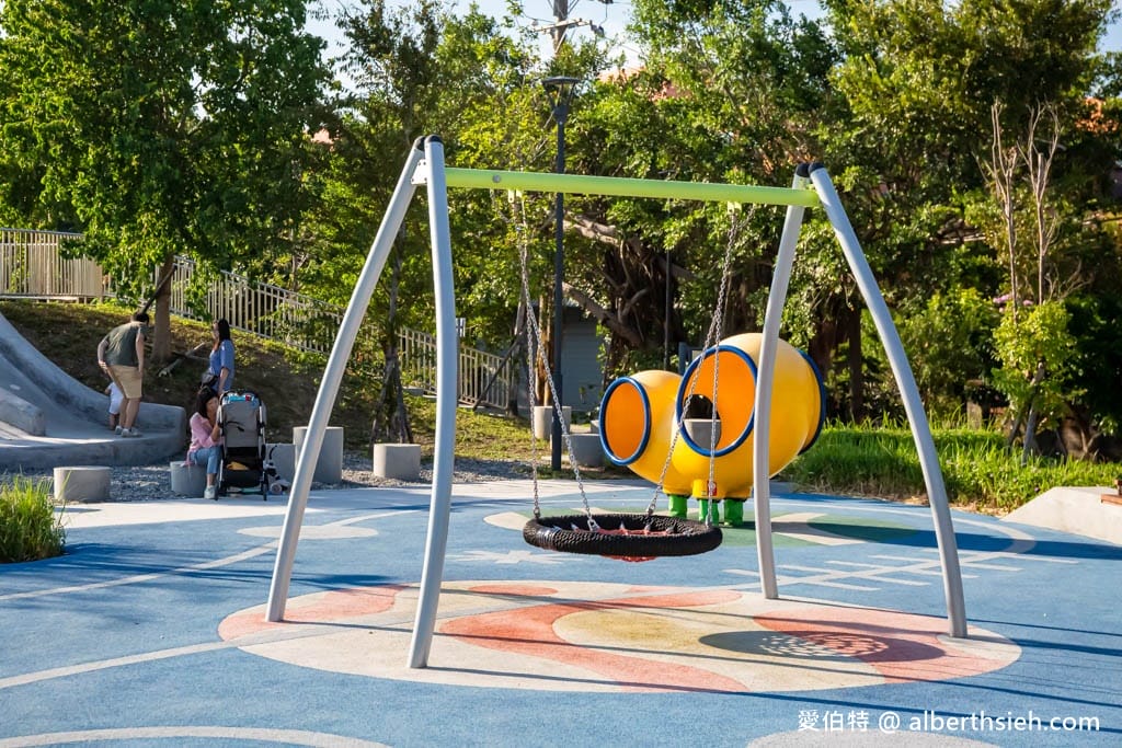 大江內定公園遊戲場．桃園中壢親子公園（太空主題共融式親子公園，溜滑梯/攀爬架/翹翹板，大江二期旁）
